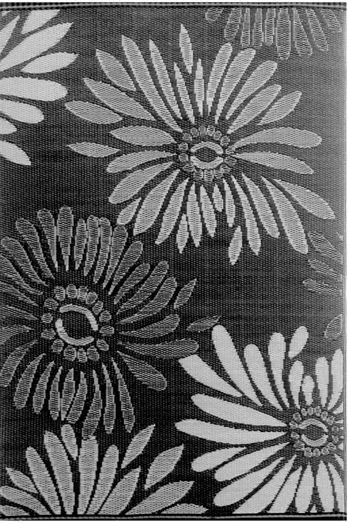 Daisy Black & White Outdoor Mat - Cheerful Design | Mad Mats