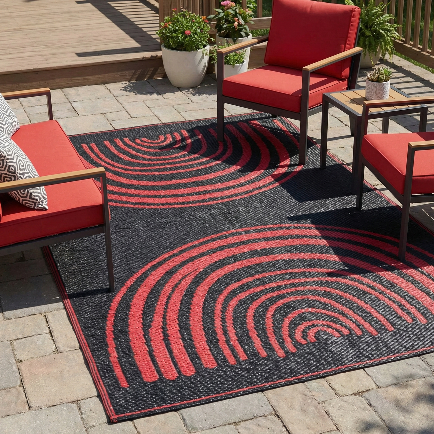 Concentric Red & Black