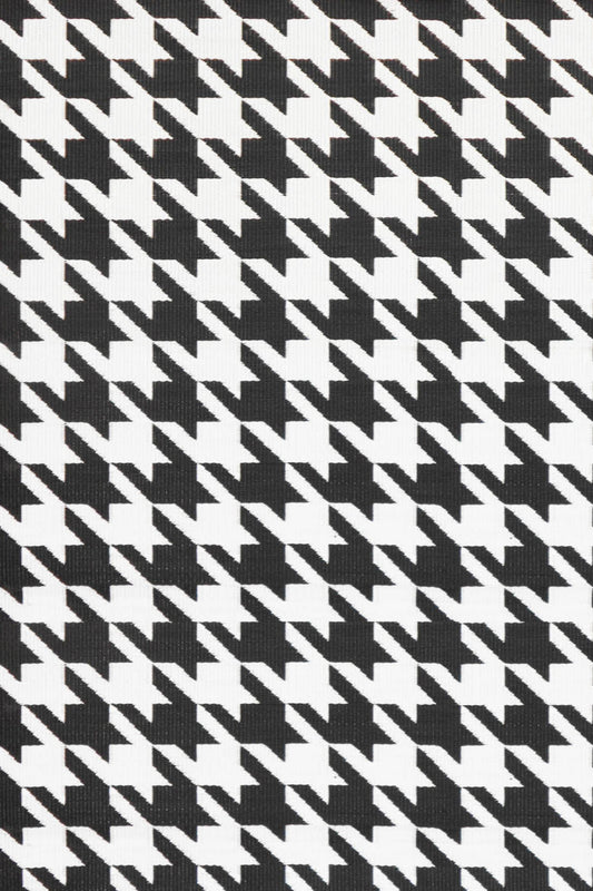 Houndstooth Black & White Outdoor Mat