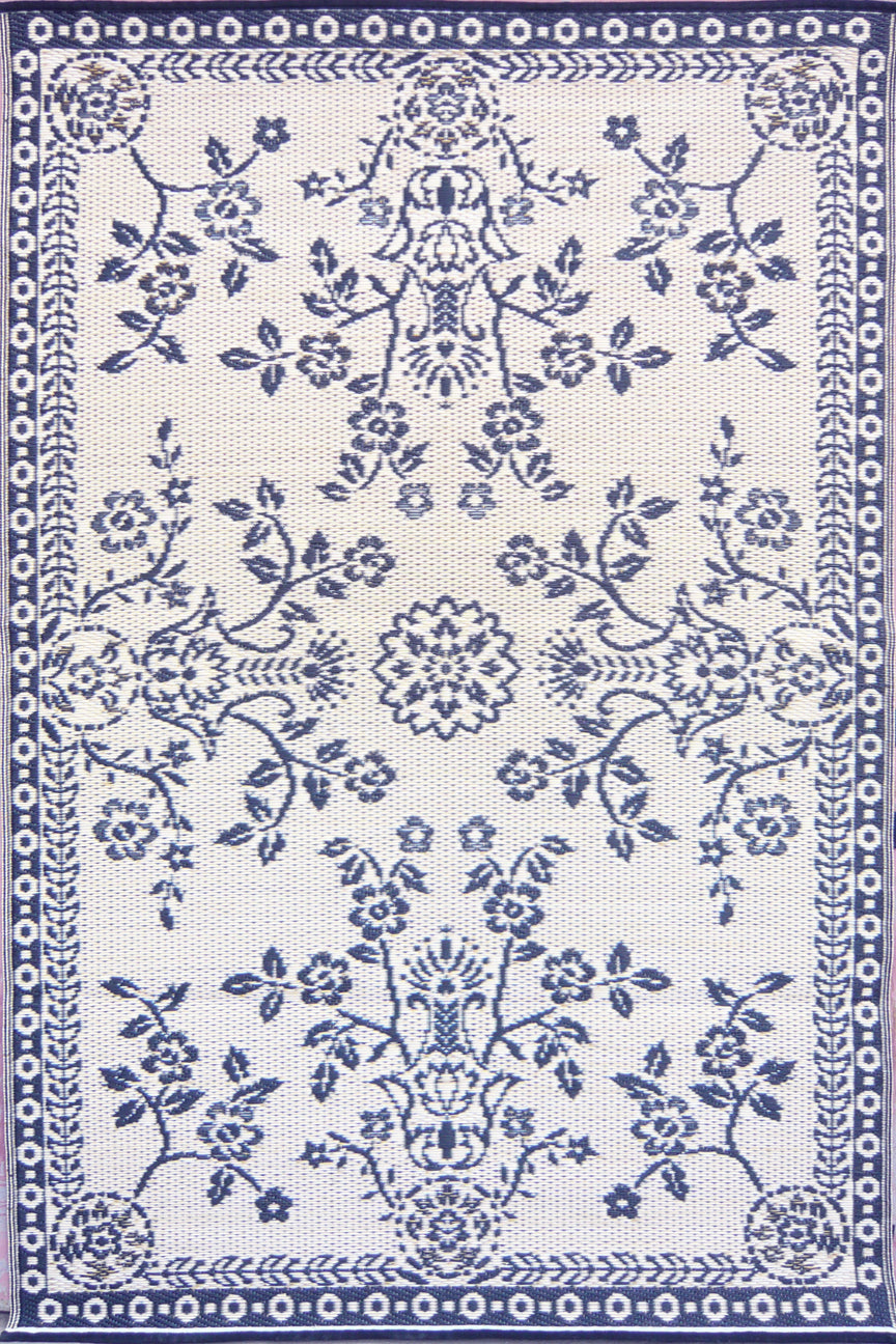 Garland Blue & White Outdoor Mat