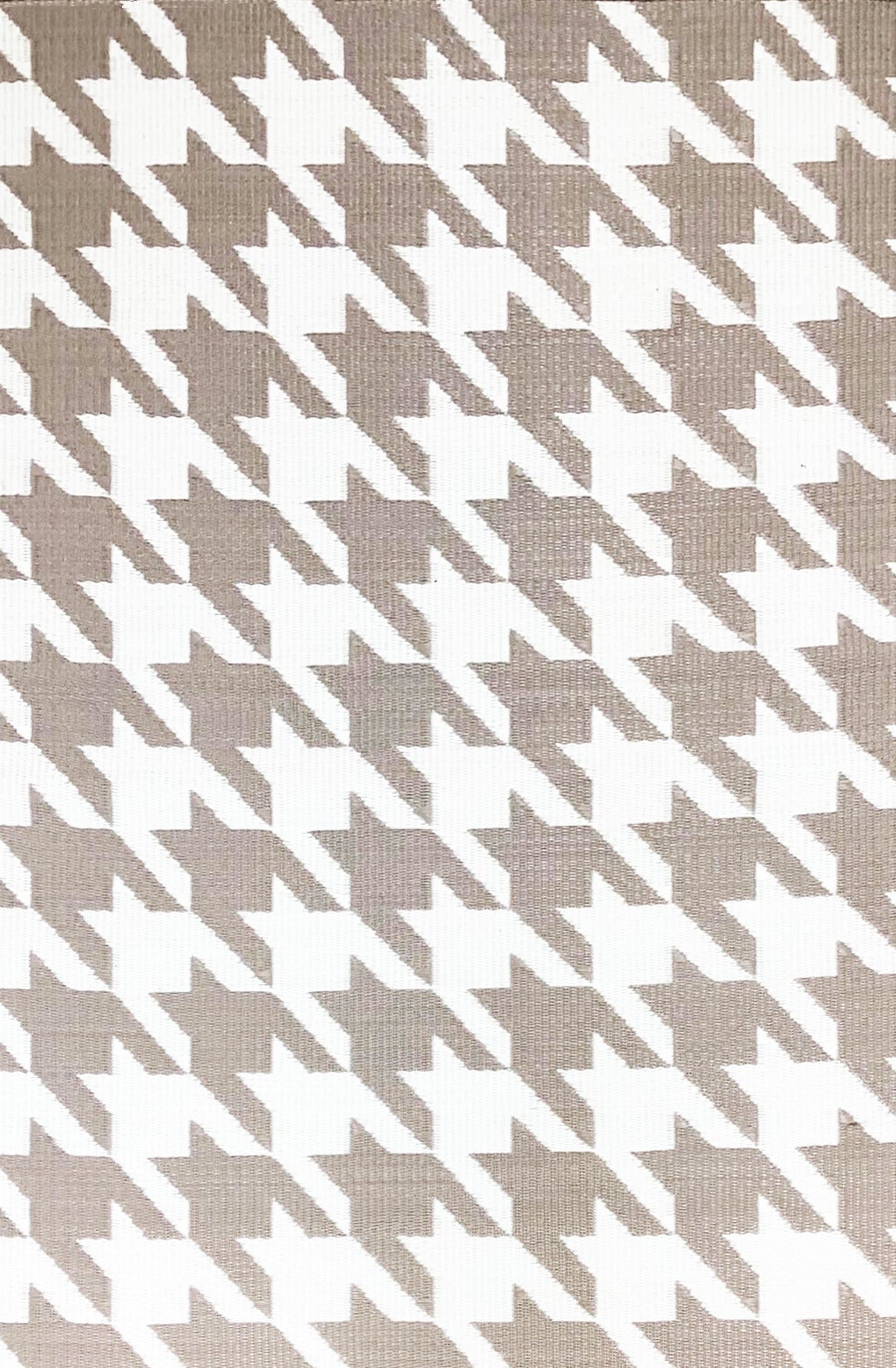 Houndstooth Sand & White Outdoor Mat