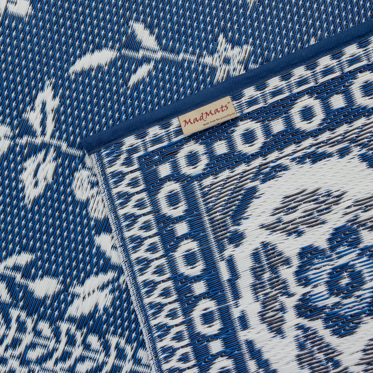 Garland Blue & White