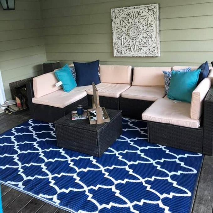 Mad Mats Casa Blanca 6' x 9' Indoor/Outdoor Area Rug in Blue/White